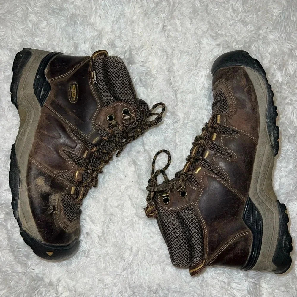 Keen Mens Hiking Boots Size 9.5